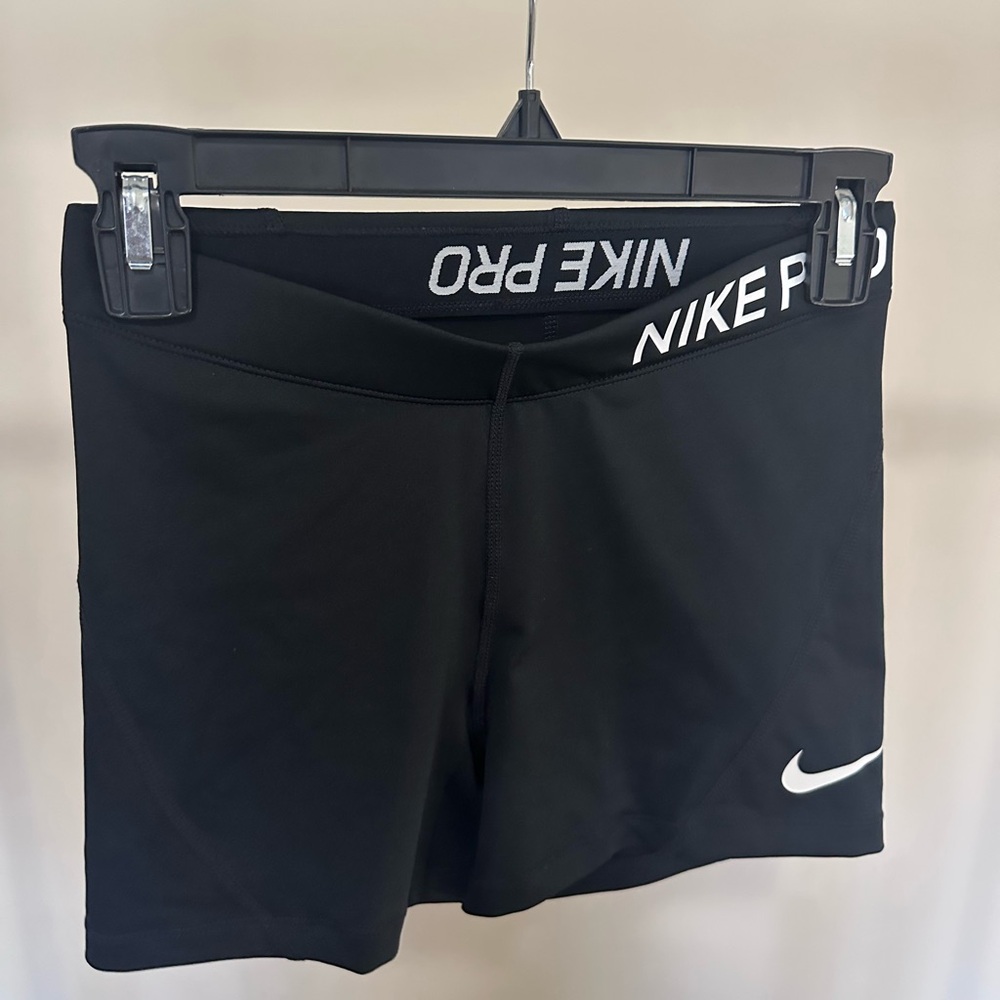 Nike Pro Women's Black Shorts